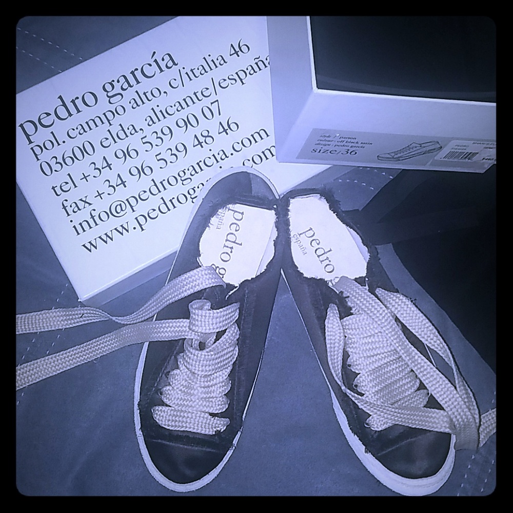 Shari's Place - Pedro Garcia  Parson Sneaker